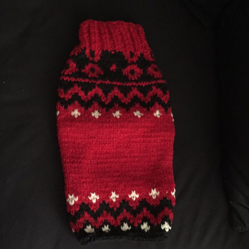 Chilly Dog 100% wool dog sweater